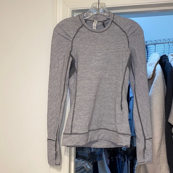 Lulu lemon sweater size 2 - Picture 1 of 7
